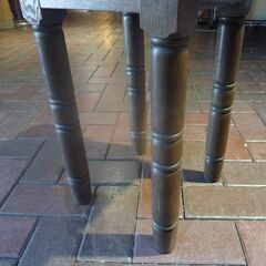 アンティーク調 木製 スツール 高さ47cm いす 花台 踏台 イス 椅子 札幌市東区 新道東店の画像