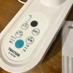 ［お取引中］美品♪ TEKNOS リモコン式　 壁掛け 扇風機 30cmの画像