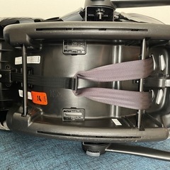 Joie isung チャイルドシート+i-Baseの画像