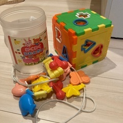 紐通し　パズル　おもちゃ