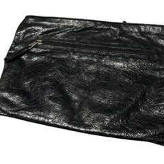 BALENCIAGA黒レザー クラッチバッグ
