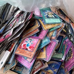 トレーディングカード色々、種類バラバラの画像