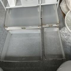 棚付き本立て　収納ケースの画像