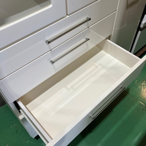 ?食器棚　収納家具　キッチン棚　キッチンボード　家具　白　ホワイト♻️お売りいただけるお品物ございましたら、来店時ぜひお持ちください♻