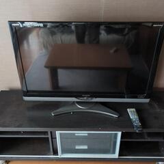 SHARP製の40インチのテレビ