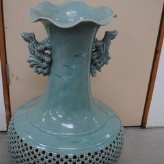 [1338J]高麗青磁　花瓶　壷　オブジェ　骨董品 大型 雲鶴紋...