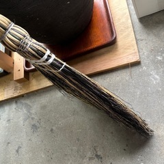 おしゃれな箒　ほうきの画像