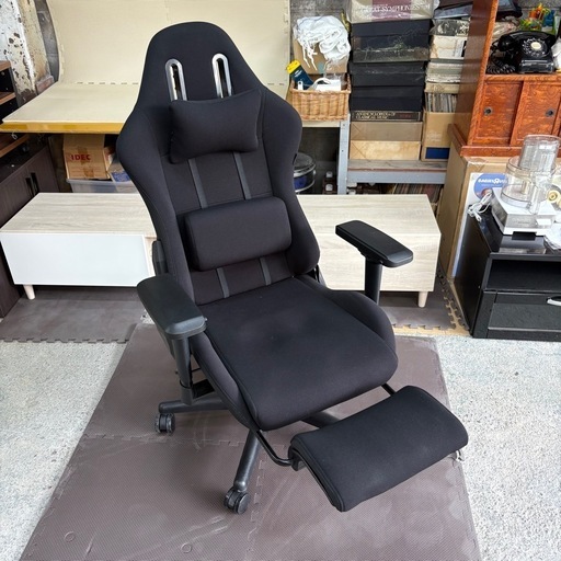 【美品中古】ウィステリア・フリーダムチェア Wisteriaゲーミングチェア ファブリック オットマン付