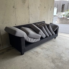 ソファ３人掛け(クッションあり)