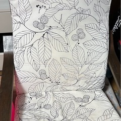 IKEA イス　大人用子供用の画像