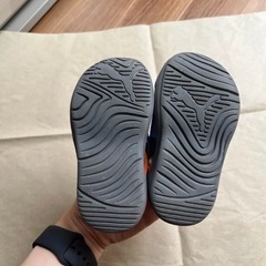 広島福山どちらでも取引可能　PUMA ベビーサンダル アクアキャット 12cm の画像