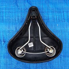 自転車 サドル MIYATAのシティサイクル標準装備品 サドル固定金具無しの画像