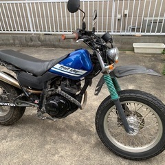ヤマハTW225車体
