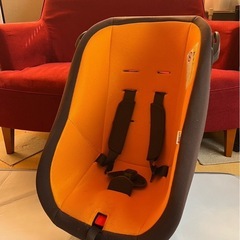 タカタ　チャイルドシート