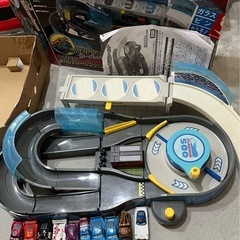 カーズ　トミカ　おもちゃ