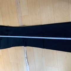 レディーススーツ黒　
上9号下7号洋服の青山　の画像