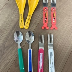 フォーク　スプーン　電車　ディズニー