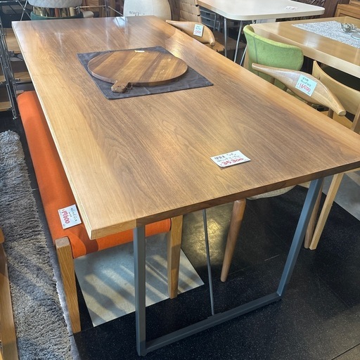 【ジモティー限定SALE】29700→27500円　関家具 レダ ダイニングテーブル テーブル シンプル オシャレ インテリア