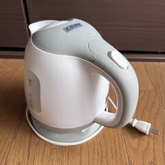 ニトリ ケトル　電気ポットの画像