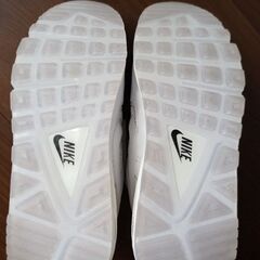 値下げ　ナイキ　スニーカー　27.0の画像