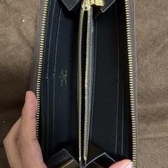 VUITTON長財布の画像
