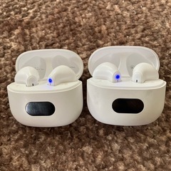 今日、明日限定です‼️ Bluetooth イアフォン　２個セッ...