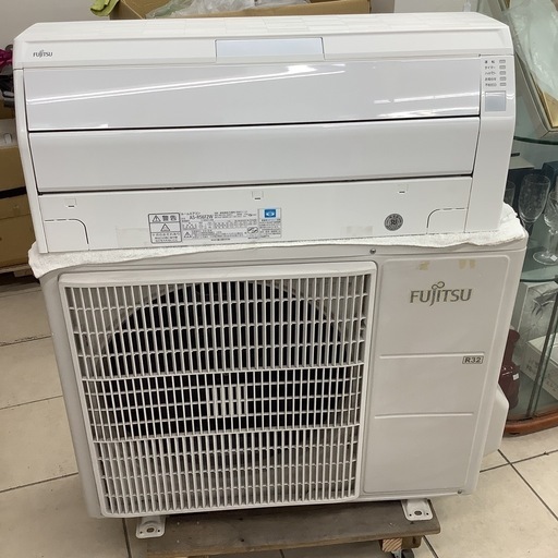 FUJITSU  富士通　ルームエアコン　AS-R56F2W   2016年製　18畳