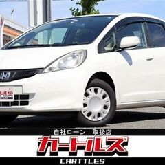 赤字覚悟の最終値引き！？奇跡の低走行フィット！！😎🖤【🌟審査枠拡...