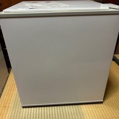 小型冷蔵庫