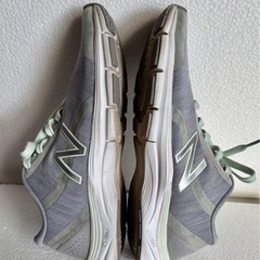 23cm
 New Balance 771 メモリーフォームインソールの画像