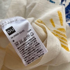 GU　子供服半袖Tシャツ 140の画像
