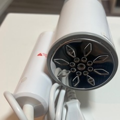 Grace nnvg スチームアイロン　折り畳み式の画像