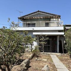 広いベランダのある家