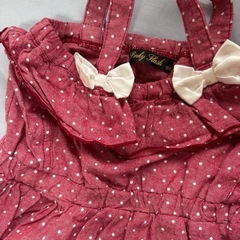 サイズ80 フリルとリボンが可愛い赤色のドット柄のベビー服セットの画像