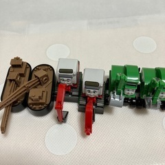 一つどれでも50円　
カプセルプラレール　トーマス21個の画像