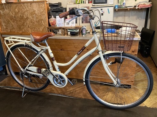 【前輪タイヤ・前輪チューブ新品！】 LEDオートライト　6段変速　26インチ自転車　クリーム