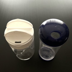 新品 寿司型＆調味料入れ×2個の画像