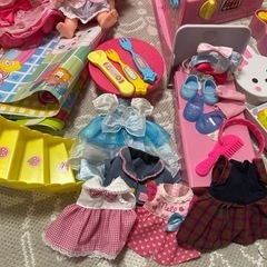 メルちゃん人形とおままごとセットの画像