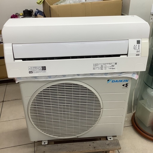 DAIKIN  ダイキン　ルームエアコン　AN22XCS-W  2020年製  6〜8畳