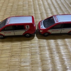 トミカ13台セットの画像