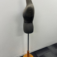 トルソー女性の画像