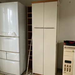 食器棚