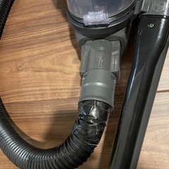 パナソニック　サイクロン式掃除機　の画像