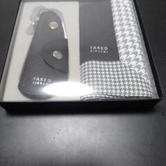 (父の日)TAKEO KIKUCHI  ハンカチ＆シューホーンセットの画像