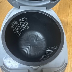 炊飯器の画像