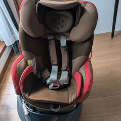 チャイルドシート　アップリカ　フラディアラクート
