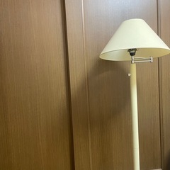 フロアスタンド照明