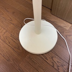 フロアスタンド照明の画像