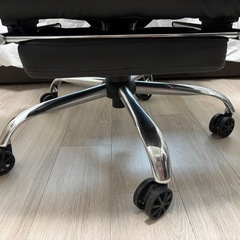 ゲーミングチェアの画像