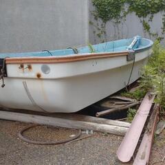和船　全長約5.5m  横幅152cm